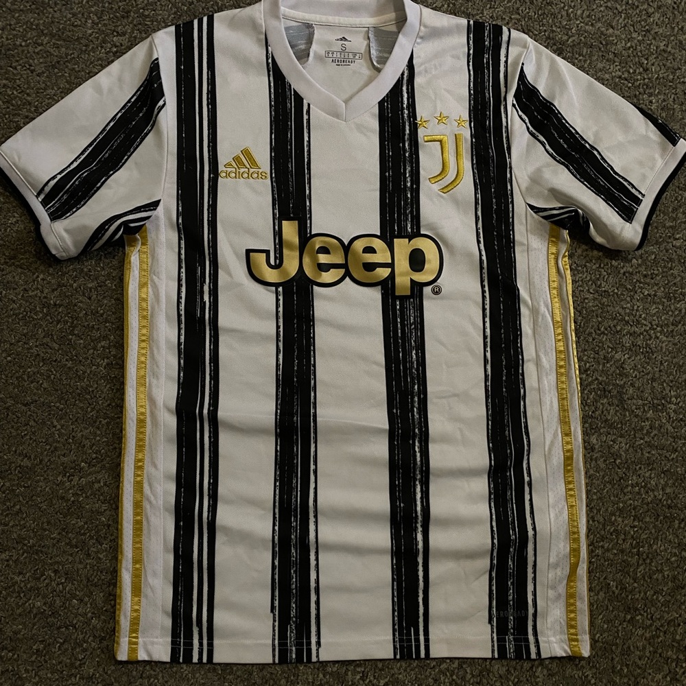 Juventus 2020/2021 home jersey